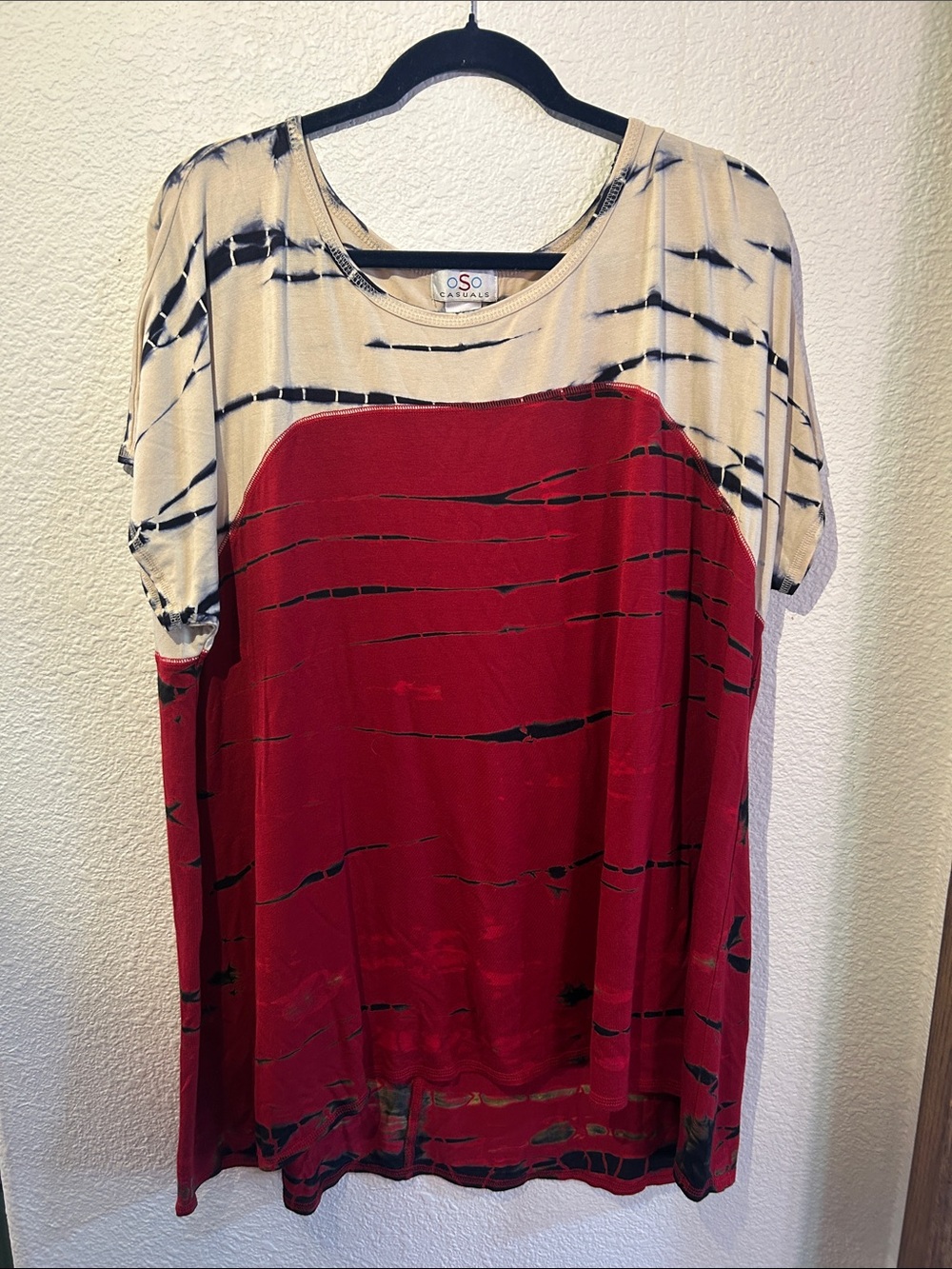 OSO Casuals Flowy Red & Cream Short-Sleeve Tie Dye Top